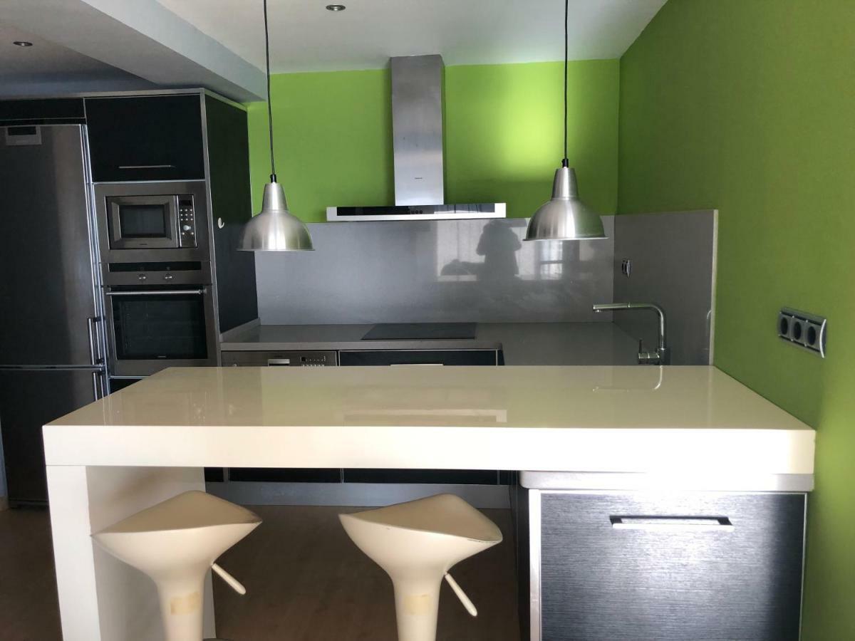 Apartamento Bruselas Салоу Екстериор снимка