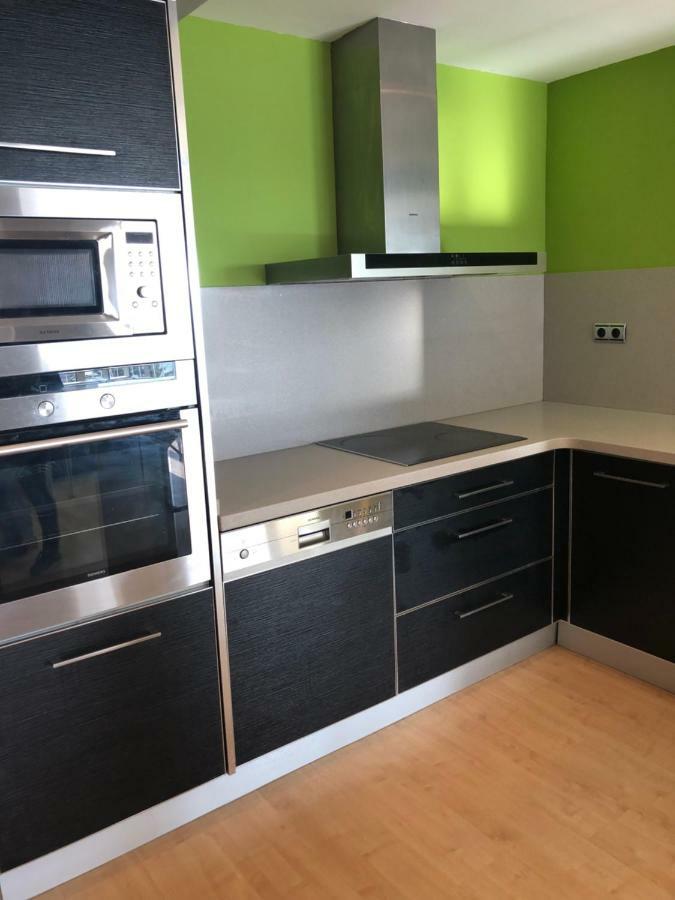 Apartamento Bruselas Салоу Екстериор снимка